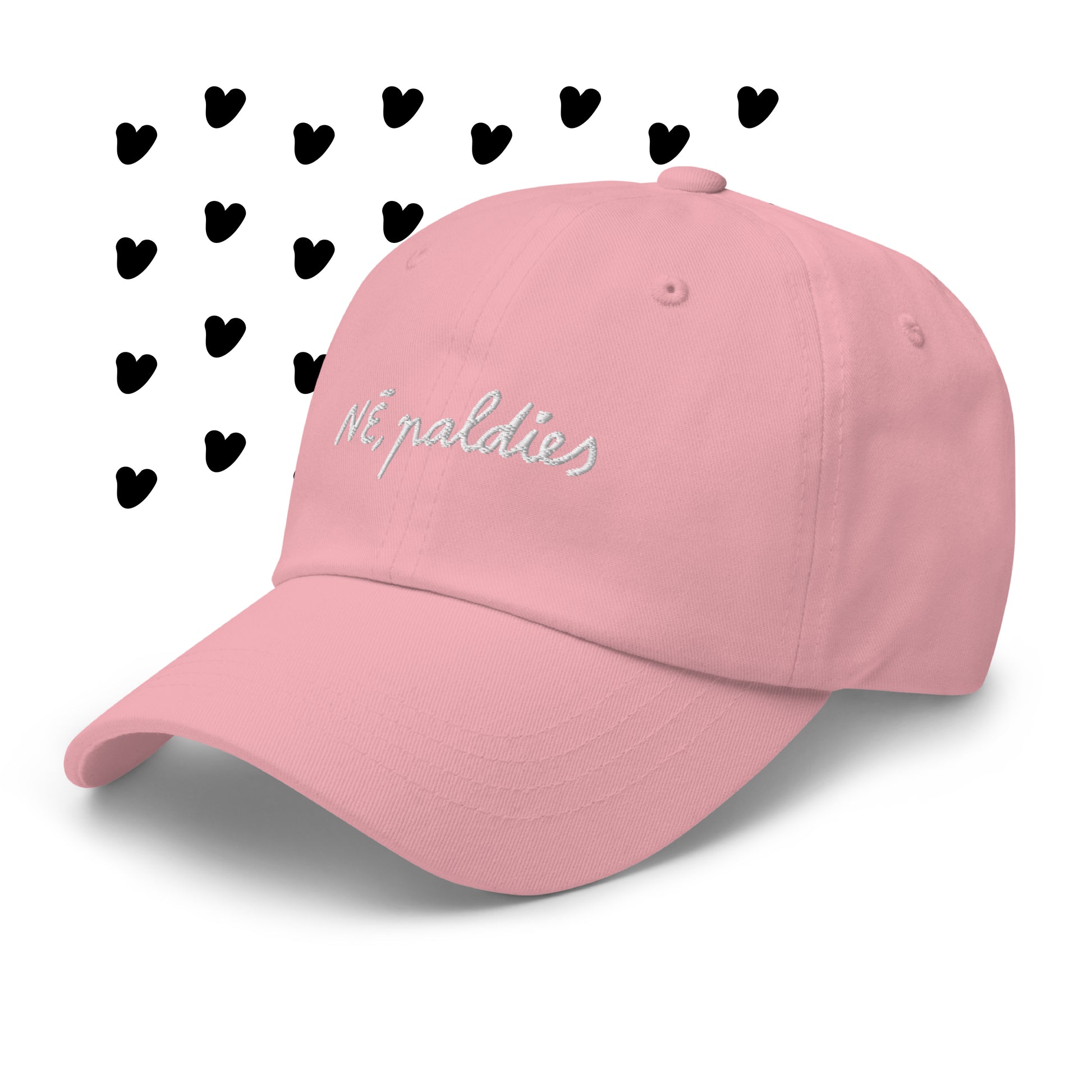 Rozā kepons ar nagu un ar izšūtu dizainu "NĒ, paldies"